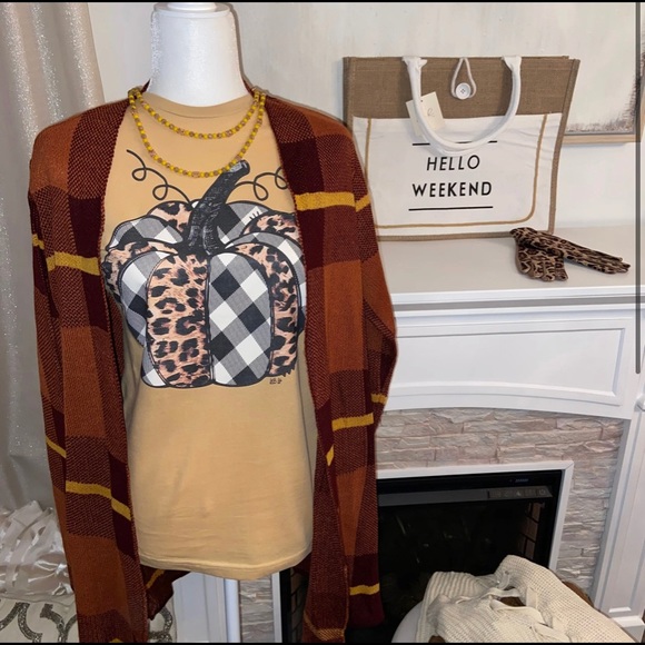 Hello Weekend Tote - Picture 2 of 2